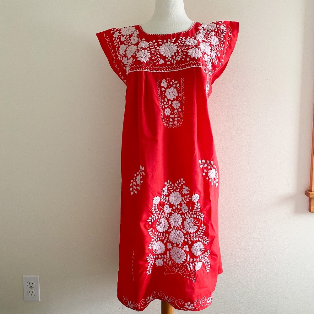 Red embroidered mexican dress - medium